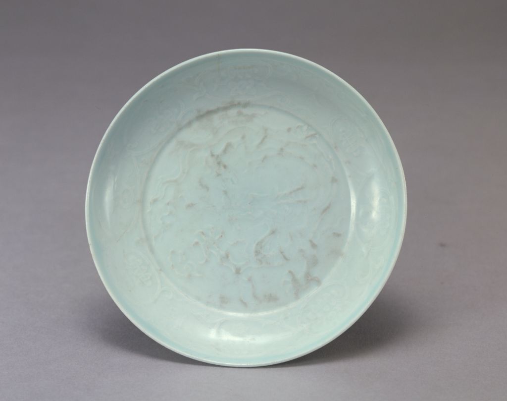 图片[1]-Jingdezhen kiln egg white glaze printing “Taixi” cloud dragon pattern plate-China Archive